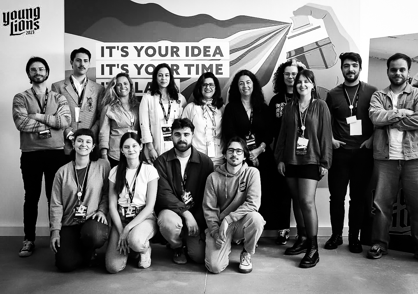Duo competitors featuring MDGPE's students Margarida Silva, LDC alumnus Mariana Carvalhais, MDGPE Alexandre Sousa and Jorge Moreira (bottom row) at Young Lions. © https://www.instagram.com/p/CrDIv7csNrn/